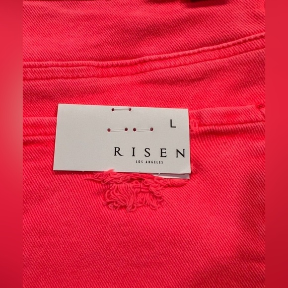 Women's Risen Coral Distressed Shorts - Picture 6 of 8